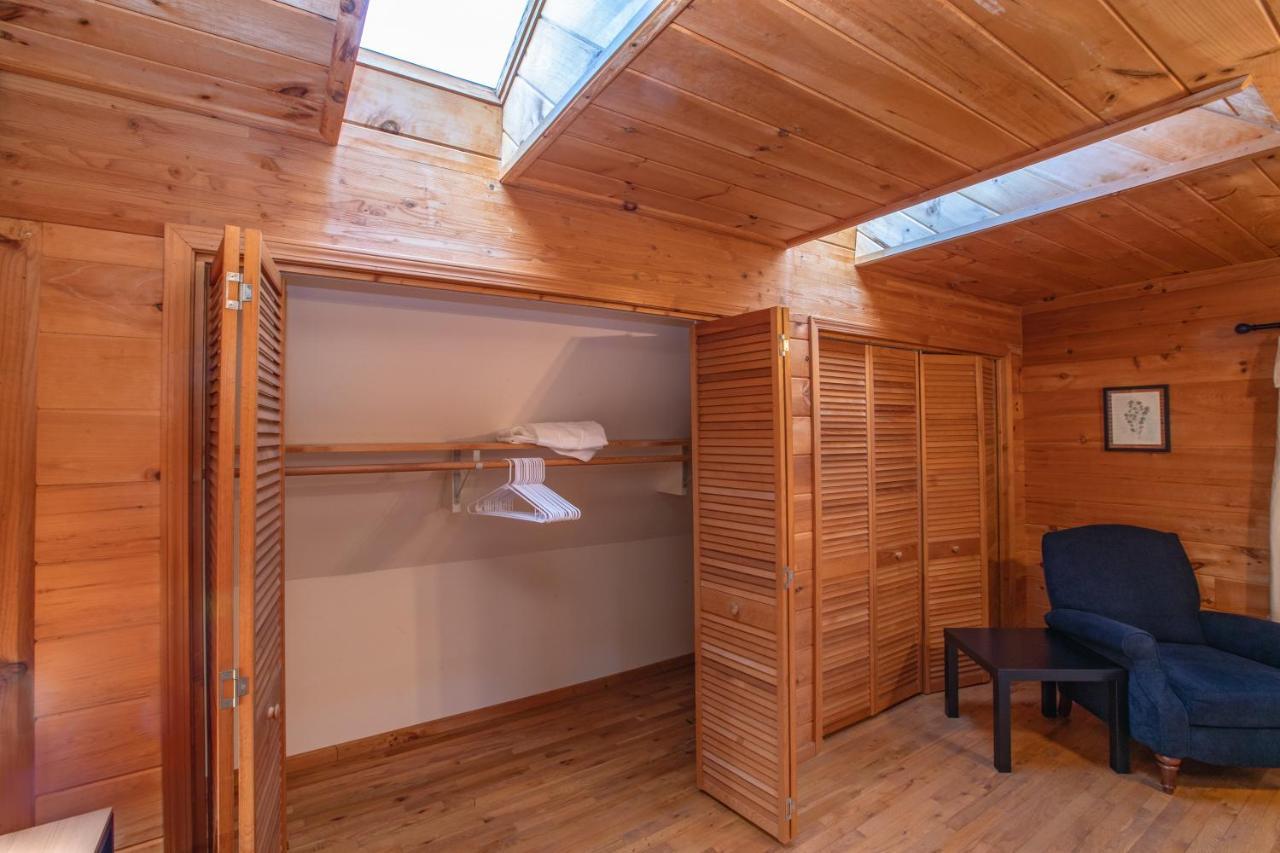 Treetops Cabin Easy To Asheville With Fast Wifi And Great View Swiss Экстерьер фото